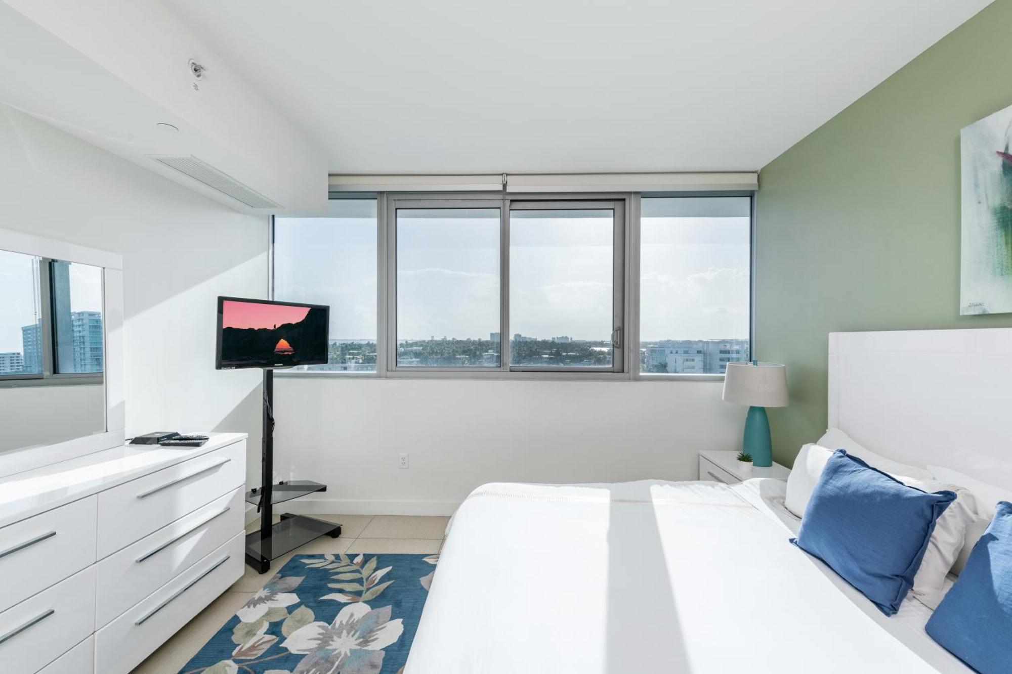 Global Luxury Suites At Monte Carlo Miami Beach Szoba fotó