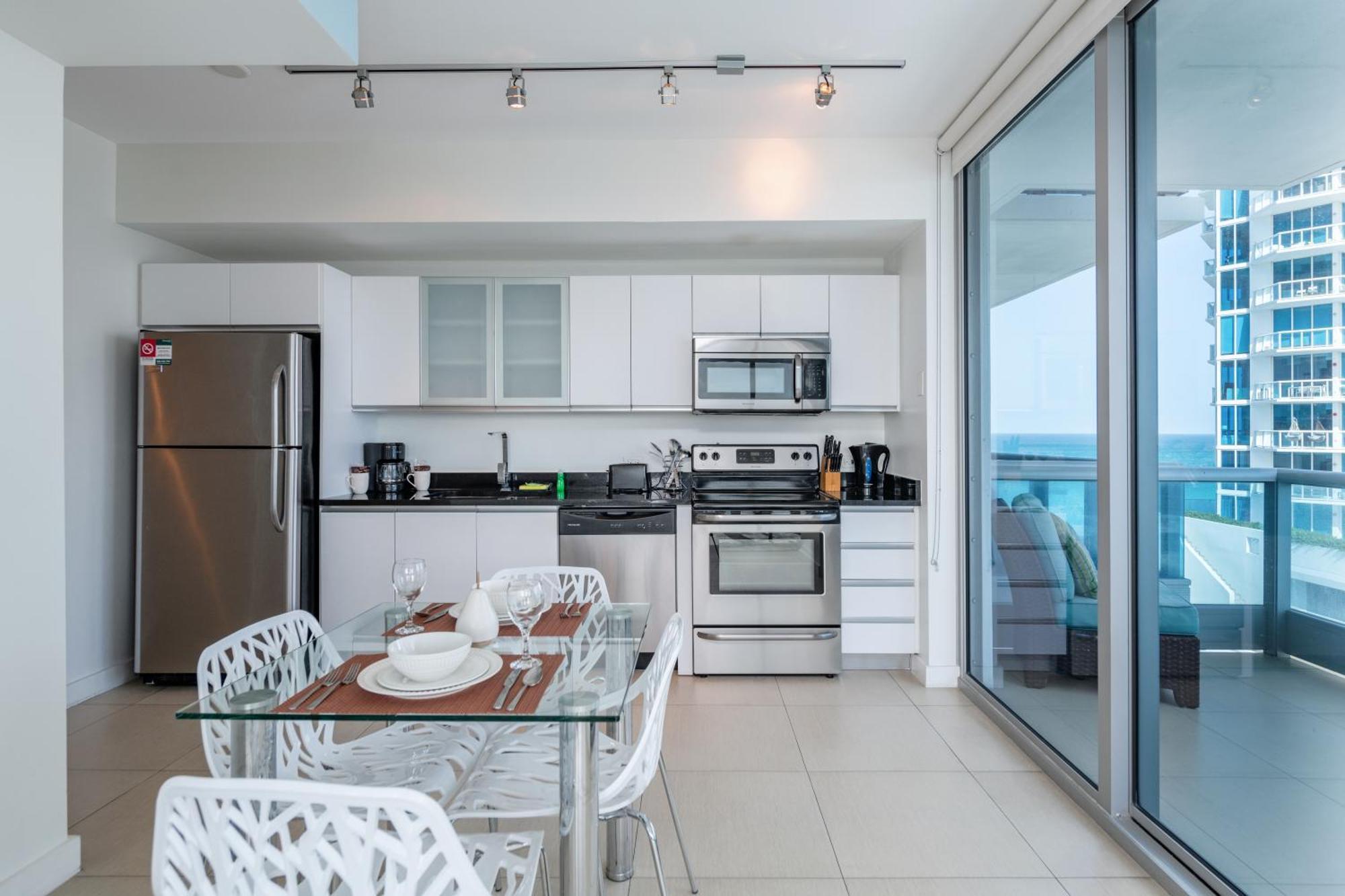 Global Luxury Suites At Monte Carlo Miami Beach Szoba fotó